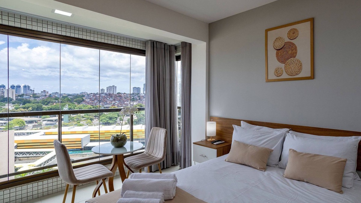 Caminho das Arvores Apartment | Apartment in Building with Pool and Fitness Center