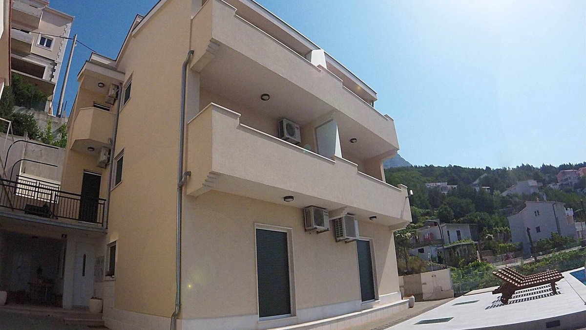 Celina Apartment | Apartment in Celina with Infinity Pool & Sea View