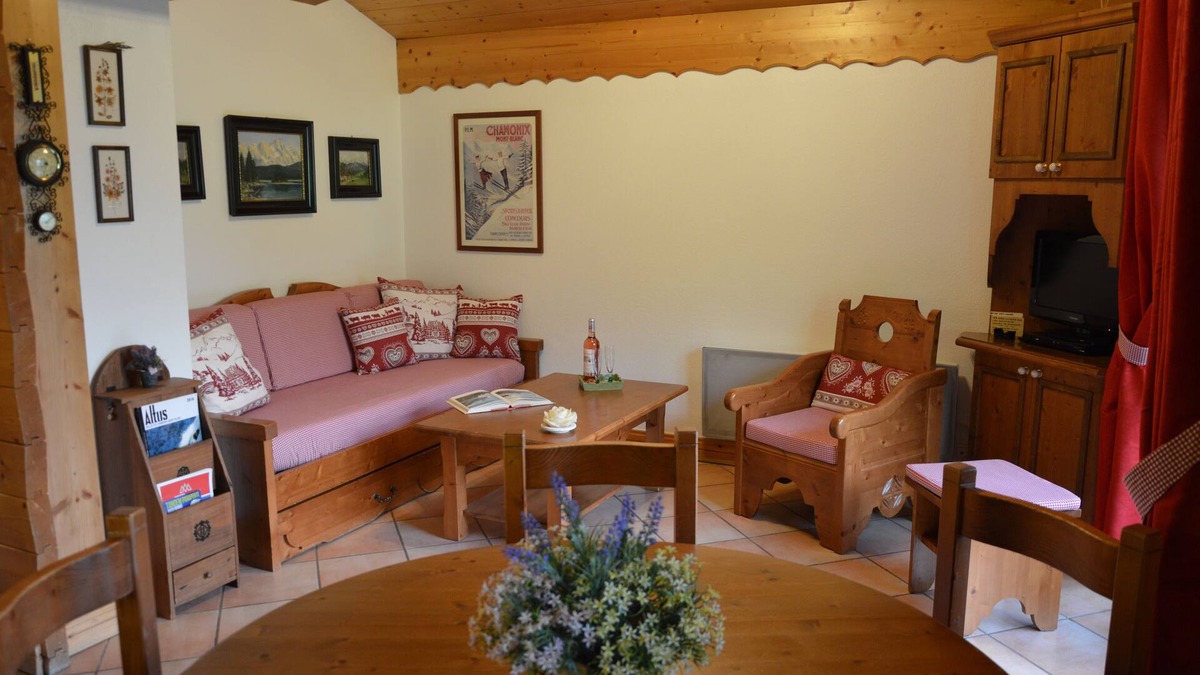 Les Houches Apartment | Apartment in Chalet- LES HOUCHES in Résidence de Tourisme MGM