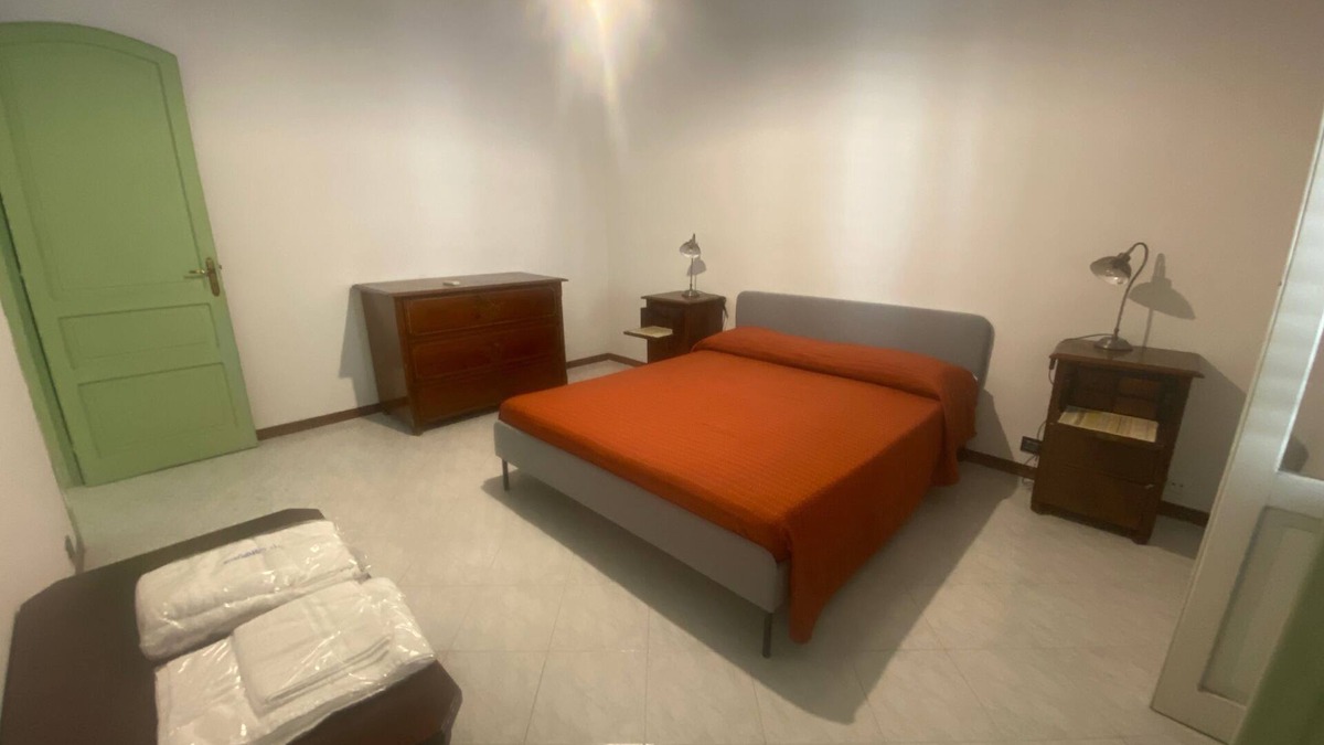 Ruggero Settimo Apartment | APARTMENT IN EARLY 20TH CENTURY BUILDING