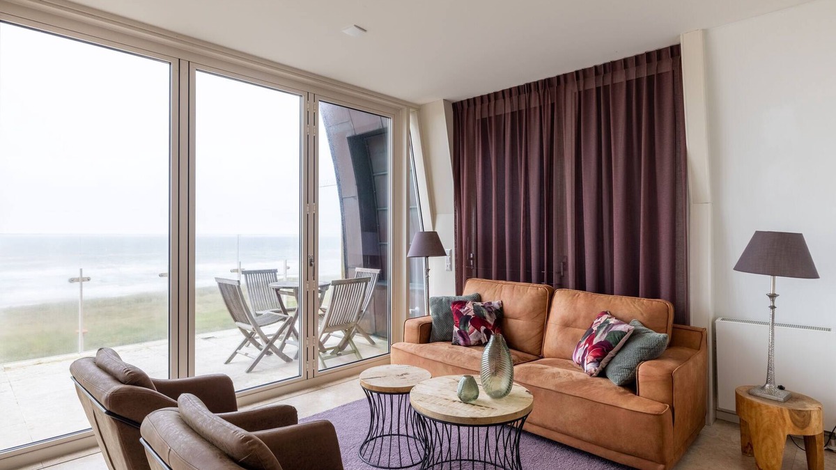 Egmond aan Zee Apartment | Apartment in Egmond with Sea Views