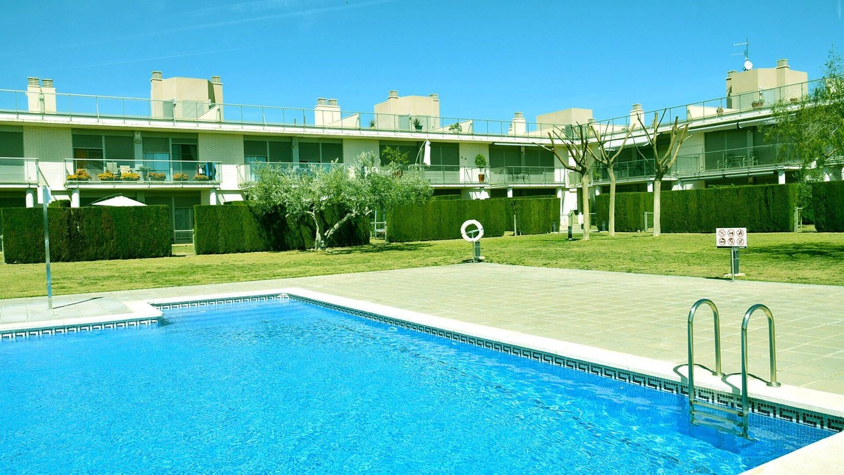 L'Ampolla Apartment | APARTMENT IN EL MIRADOR DEL DELTA WITH GARDEN
