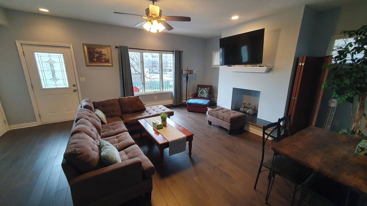 Buffalo Apartment | Apartment in Elmwood village # 3