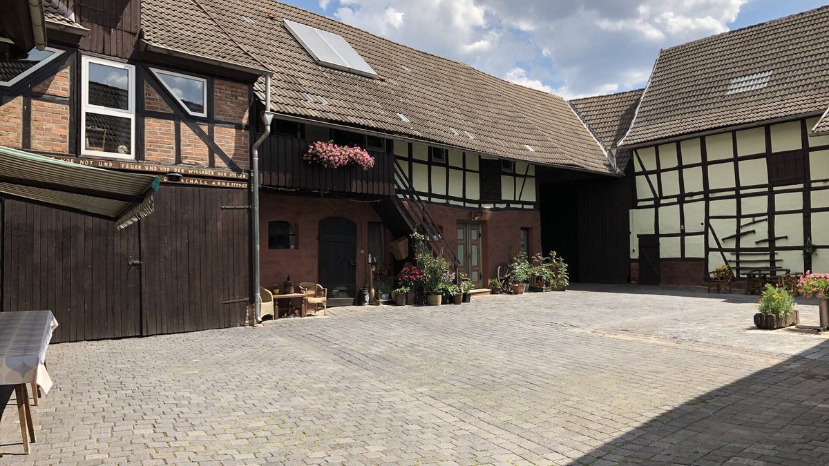 Uftrungen House | Apartment in Herrmannshof