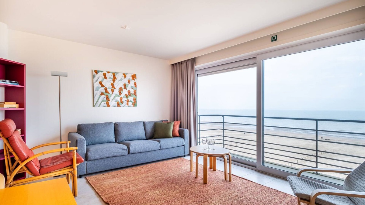 Koksijde-Bad Apartment | Apartment in Koksijde with Sea View
