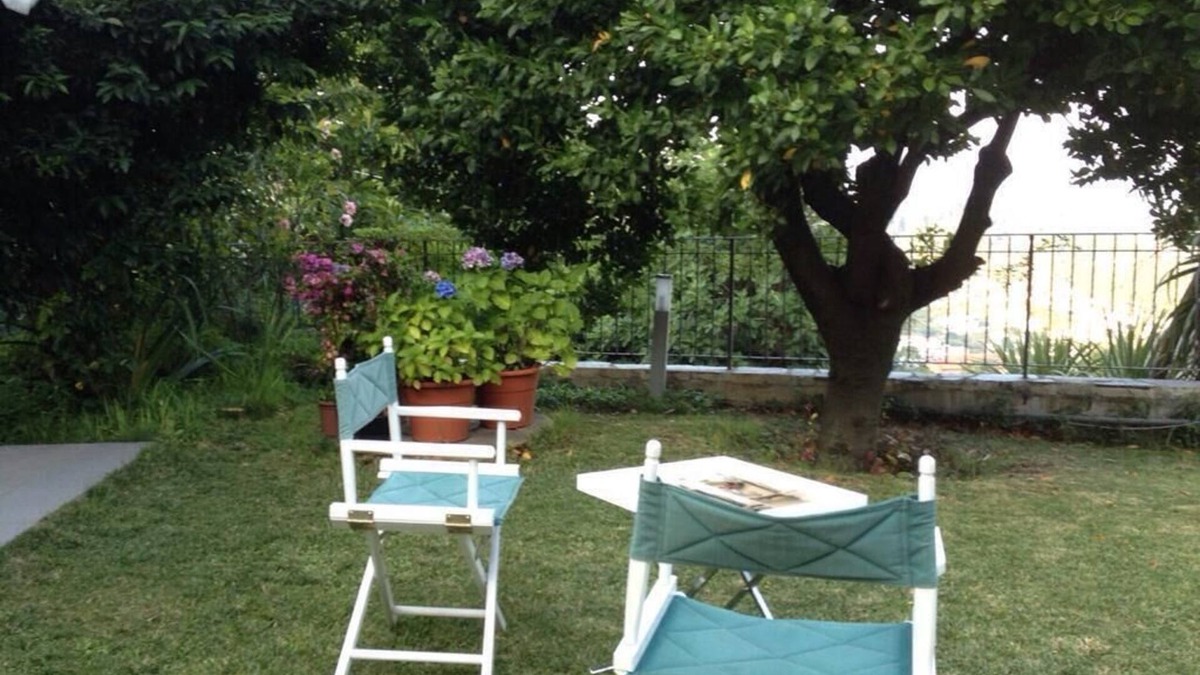 La Foce Apartment | Apartment in La Spezia in early 20th century villa with garden and sea view