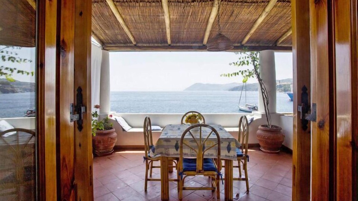 Lipari Apartment | Apartment in Lipari with Stunning Sea View