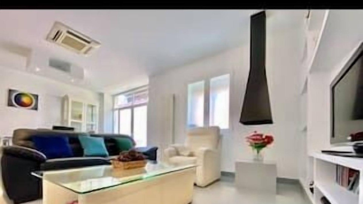 Carabanchel Apartment | Apartment in Madrid Rio with Free Parking