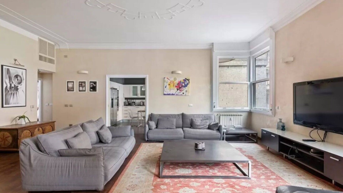 Porta Genova Apartment | Apartment in Milan with 4 bedrooms sleeps 12