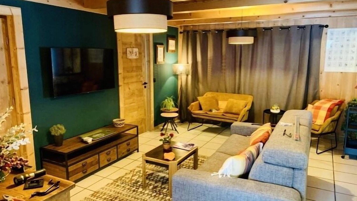 Morzine Apartment | Apartment in Morzine - Ski In - Sleeps 6