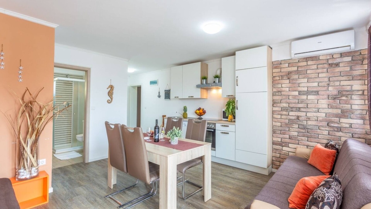 Njivice Apartment | Apartment in Njivice with Seaview, Balcony, Air condition, WIFI (4930-1)