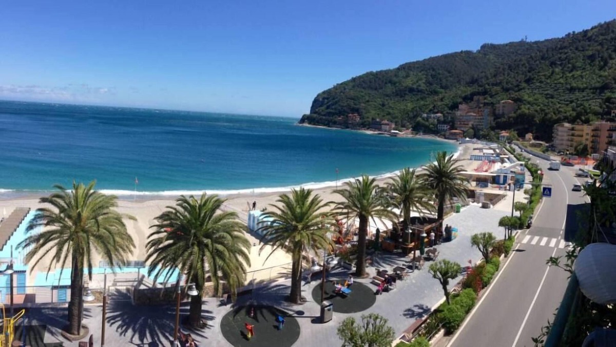 Noli Apartment | Apartment in Noli FRONT OF THE SEA L