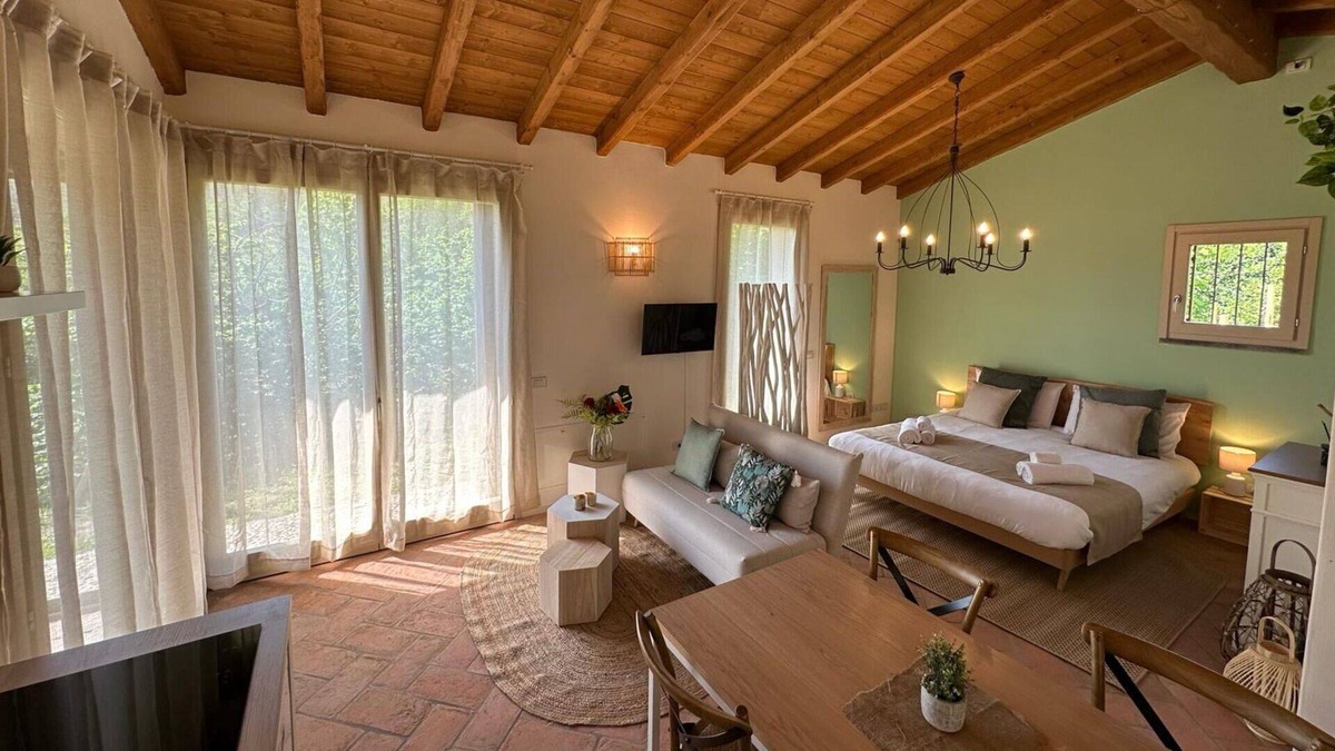 Sirone Apartment | Apartment in Oggiono with 1 bedrooms sleeps 4