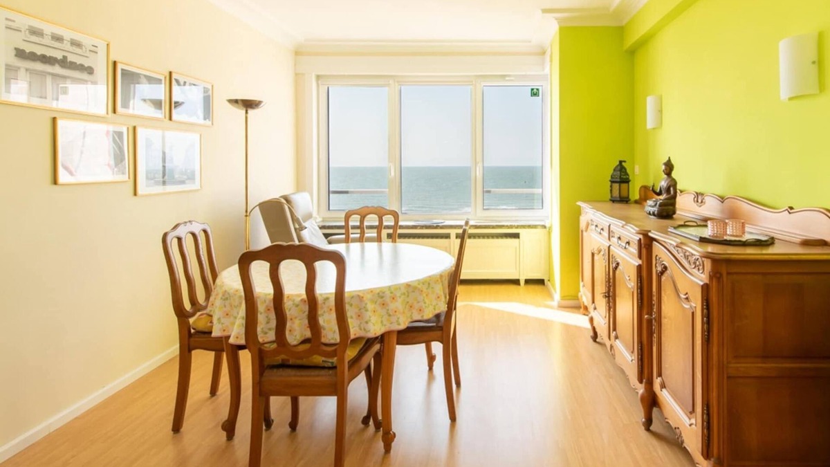 Ostend City Centre Apartment | Apartment in Ostend with Stunning Sea View