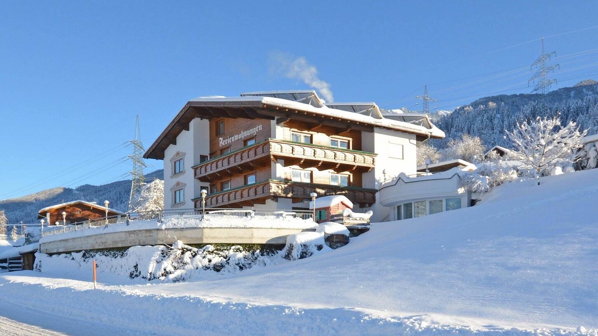 Arzl im Piztal Apartment | Apartment in Pitztal with Mountain Views