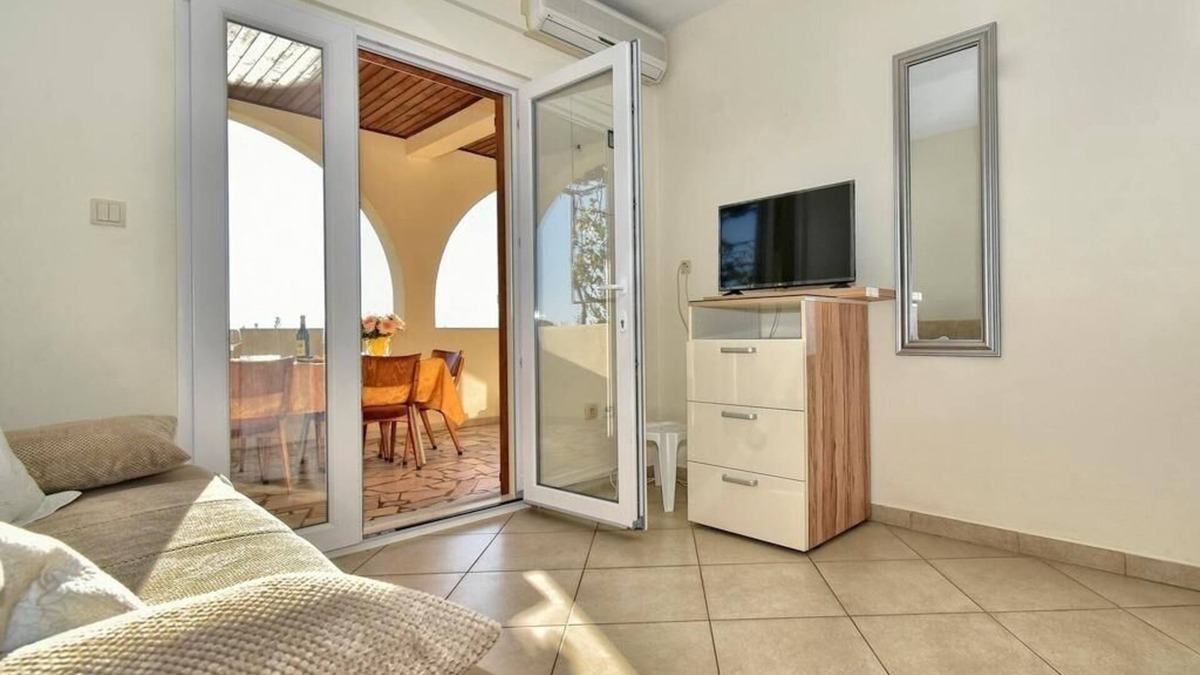 Pisak Apartment | Apartment in Pisak with Seaview, Terrace, Air condition, WIFI (77-3)
