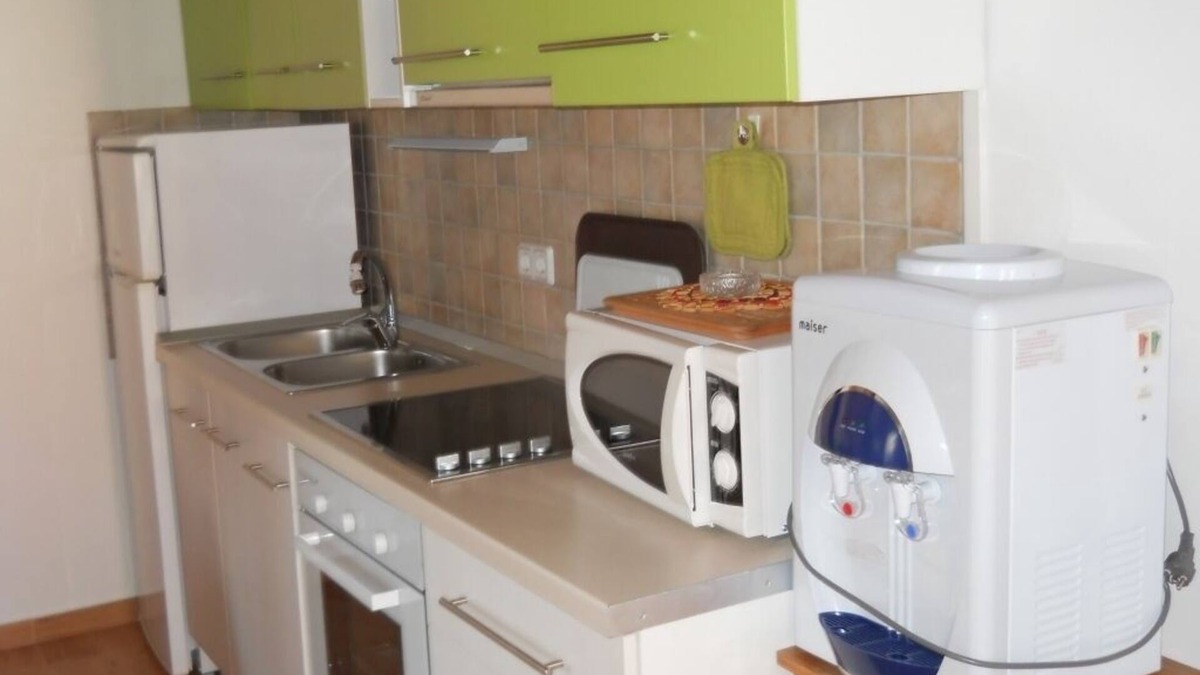 Nin Apartment | Apartment in Privlaka with Terrace, Air condition, WIFI, Washing machine (4839-1)
