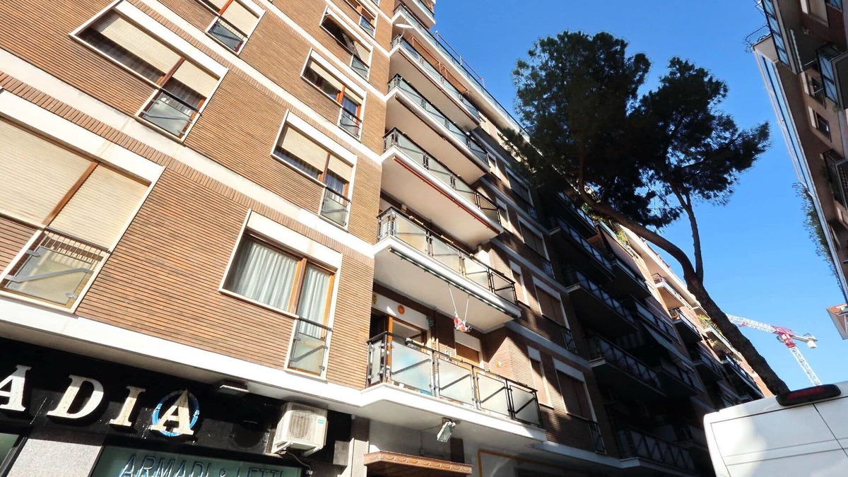 Tuscolano Apartment | Apartment in Rome with 4 bedrooms sleeps 8