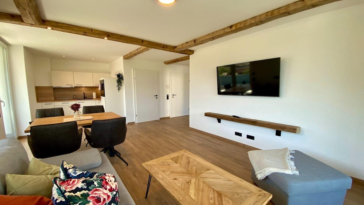 Saalfelden am Steinernen Meer Apartment | Apartment in Saalfelden near Ski Slopes