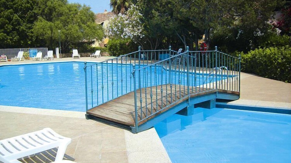 Porto Rotondo Apartment | Apartment in Sardinian Style with Pool