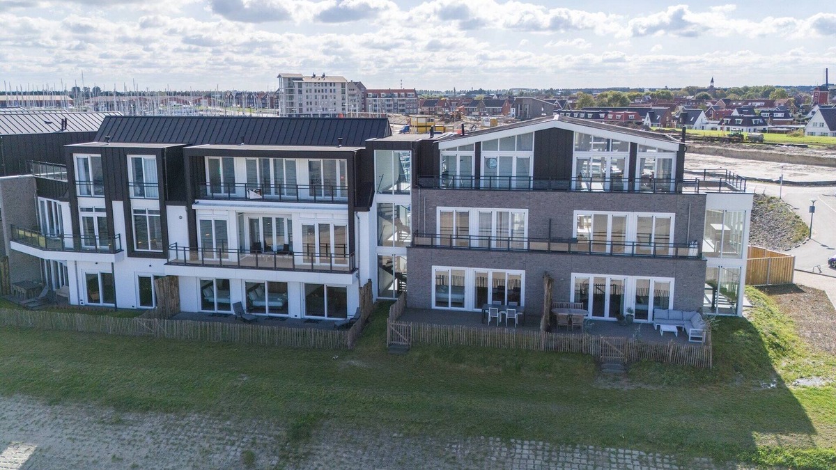 Sint-Annaland Apartment | Apartment in Sint-Annaland by the Harbor