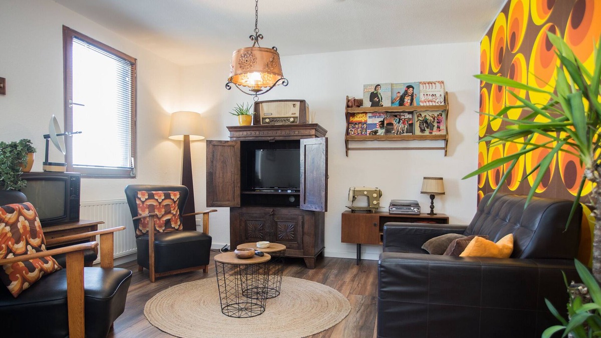 Siedlinghausen Apartment | Apartment in small complex with all amenities and swimmingpool around the corner: