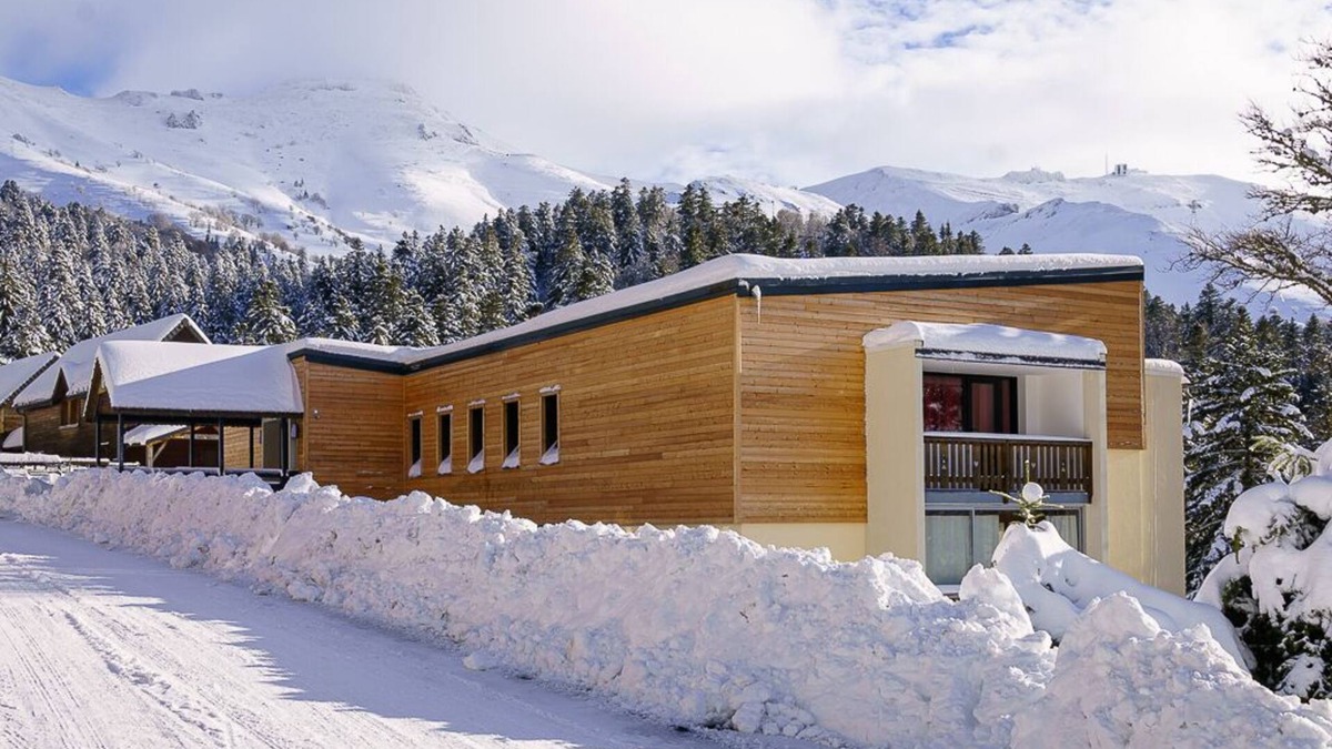Laveissiere Apartment | Apartment in Super Lioran, in France