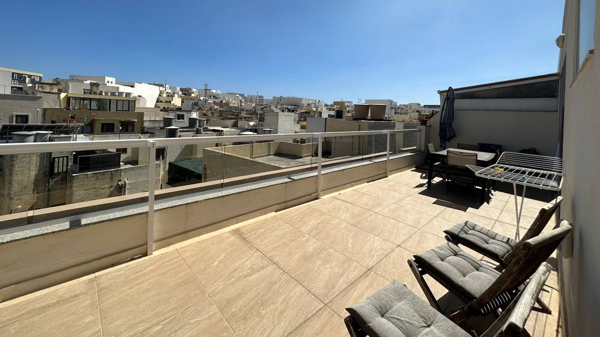 Tal-Ghoqod Apartment | Apartment in the heart of Malta! Accommodating perfect for everyone.
