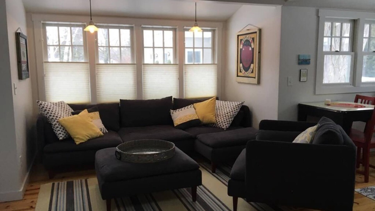 Leland Apartment | Apartment in the heart of Leland, just a short walk to Fishtown.