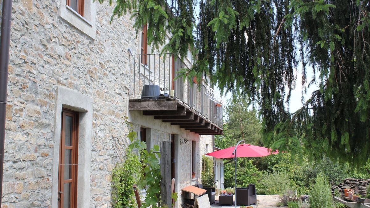 Levice Apartment | Apartment in the Langhe hills, not far from Alba, with stunning views