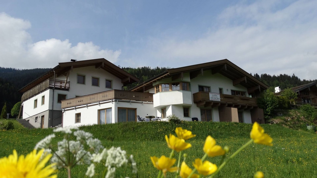 Leogang Apartment | Apartment in the middle of the Skicircus Saalbach Hinterglemm Leogang directly at the bike park.