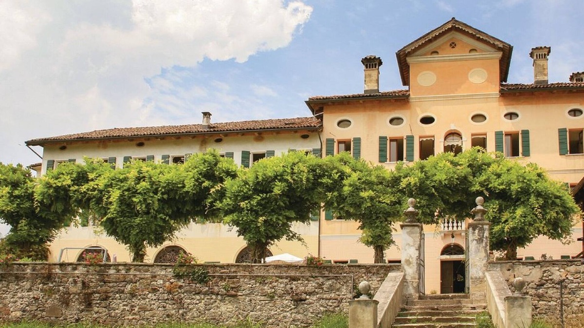 Santa Giustina Apartment | Apartment in Valbelluna near Dolomites