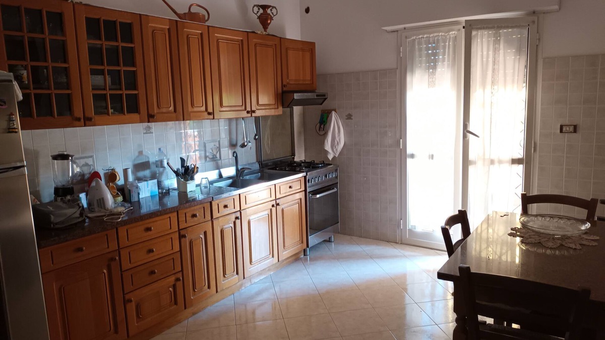 Borghesiana Apartment | Apartment in villa in the vicinity of the castelli romani, well connected