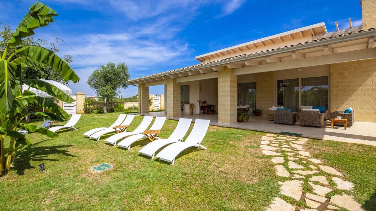 Lecce Apartment | Apartment in Villa Reginella with swimming pool in Lecce