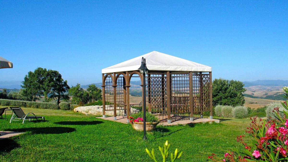 Gambassi Terme Villa | Apartment in villa with WIFI, A/C, pool, TV, terrace, panoramic view, close to San Gimignano