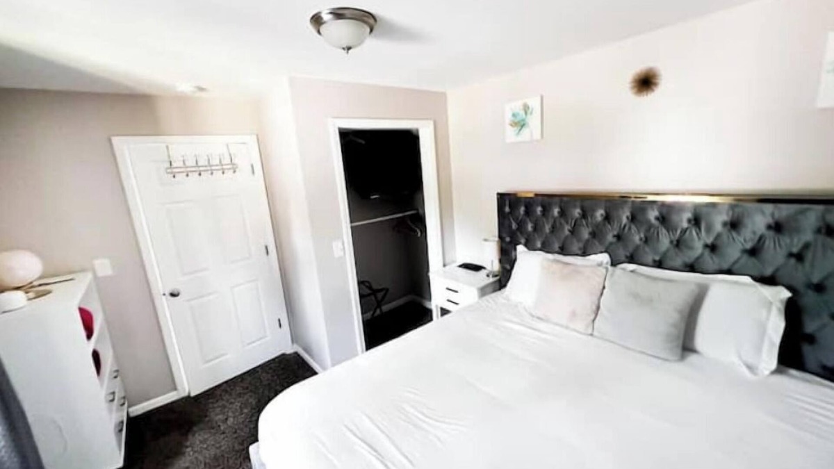 Watertown Apartment | Apartment in Watertown