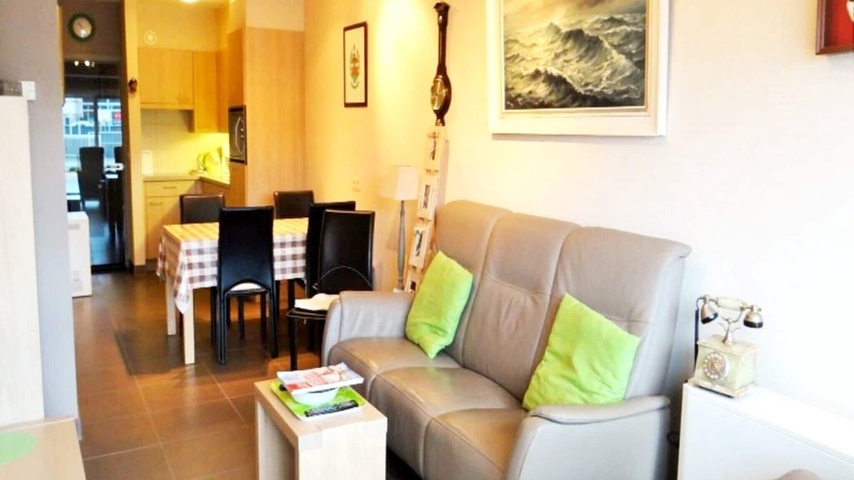 Wenduine Apartment | Apartment in Wenduine near the Beach
