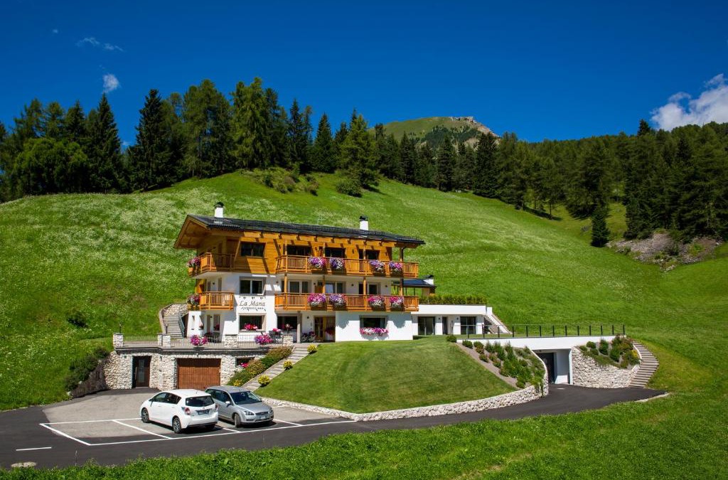 Santa Cristina Val Gardena Apartment | Apartments La Mana