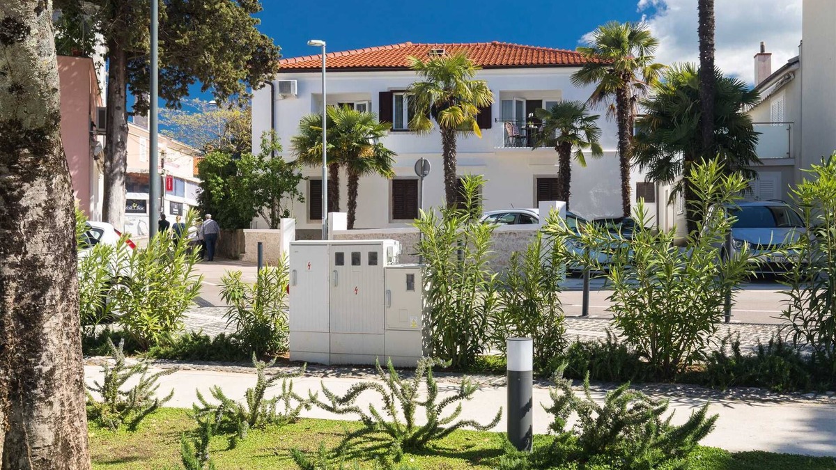 Malinska Apartment | Apartment Ivona with Seaview