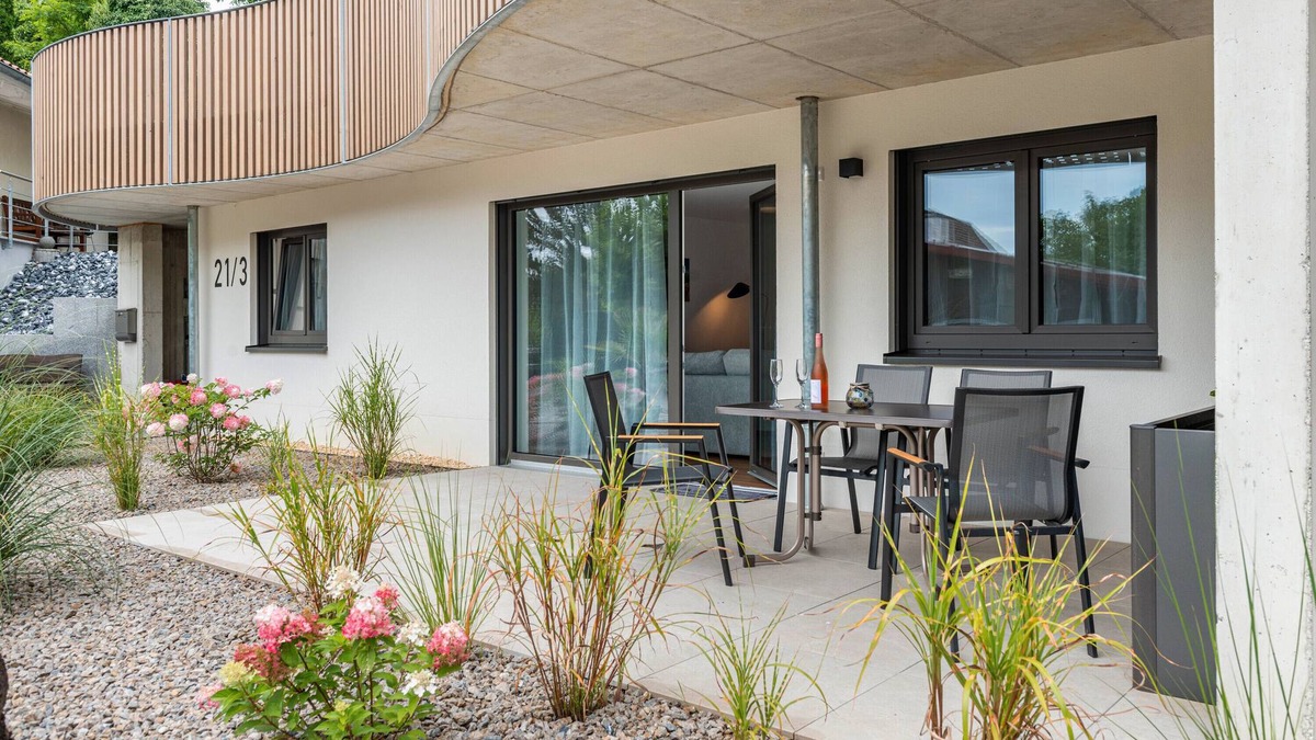 Salem Apartment | Apartment 'Jegle' with Private Terrace, Private Garden and Wi-Fi