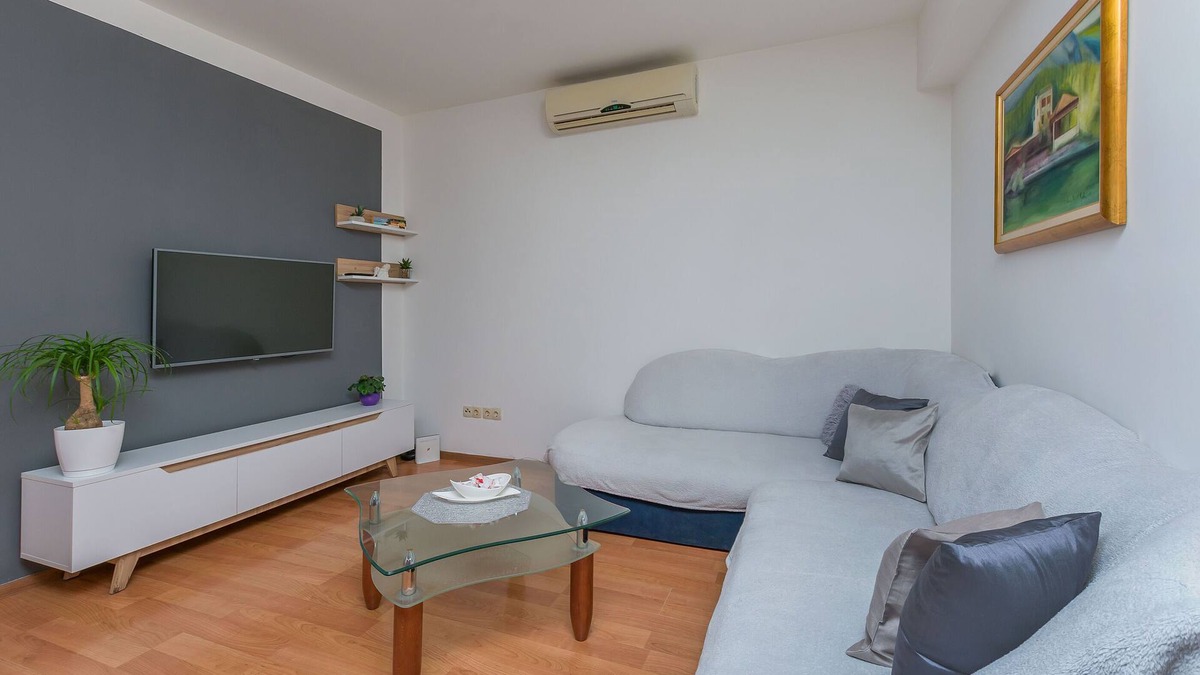 Omis Apartment | Apartment Josipa (46471-A1) - Omis