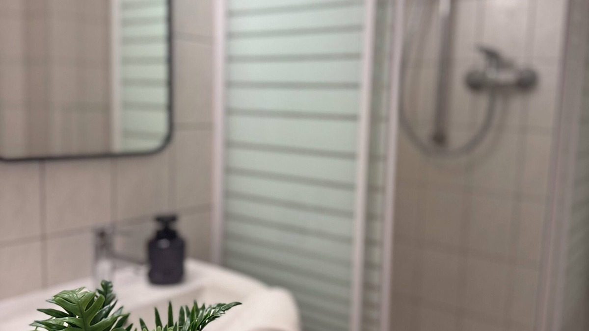 Gablenz Apartment | Apartment KARL - Holiday apartment for 4 people in the beautiful Luther quarter