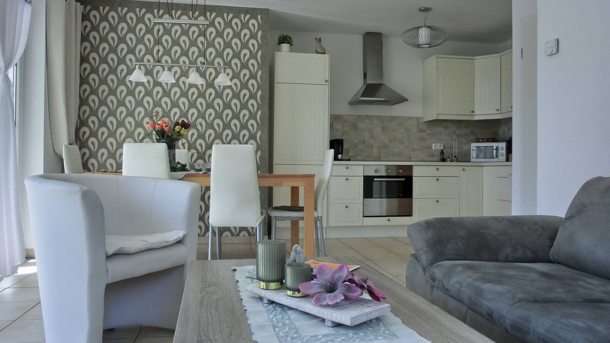 Graal Apartment | Apartment KK26 - 3-room apartment, for 4 people. on the ground floor with two bedrooms