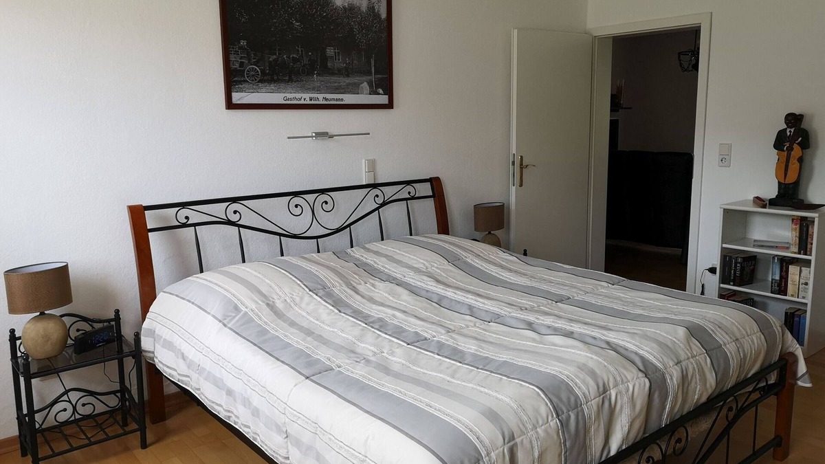 Plattenburg Apartment | Apartment 'Koppelblick' with Private Terrace, Shared Garden and Wi-Fi