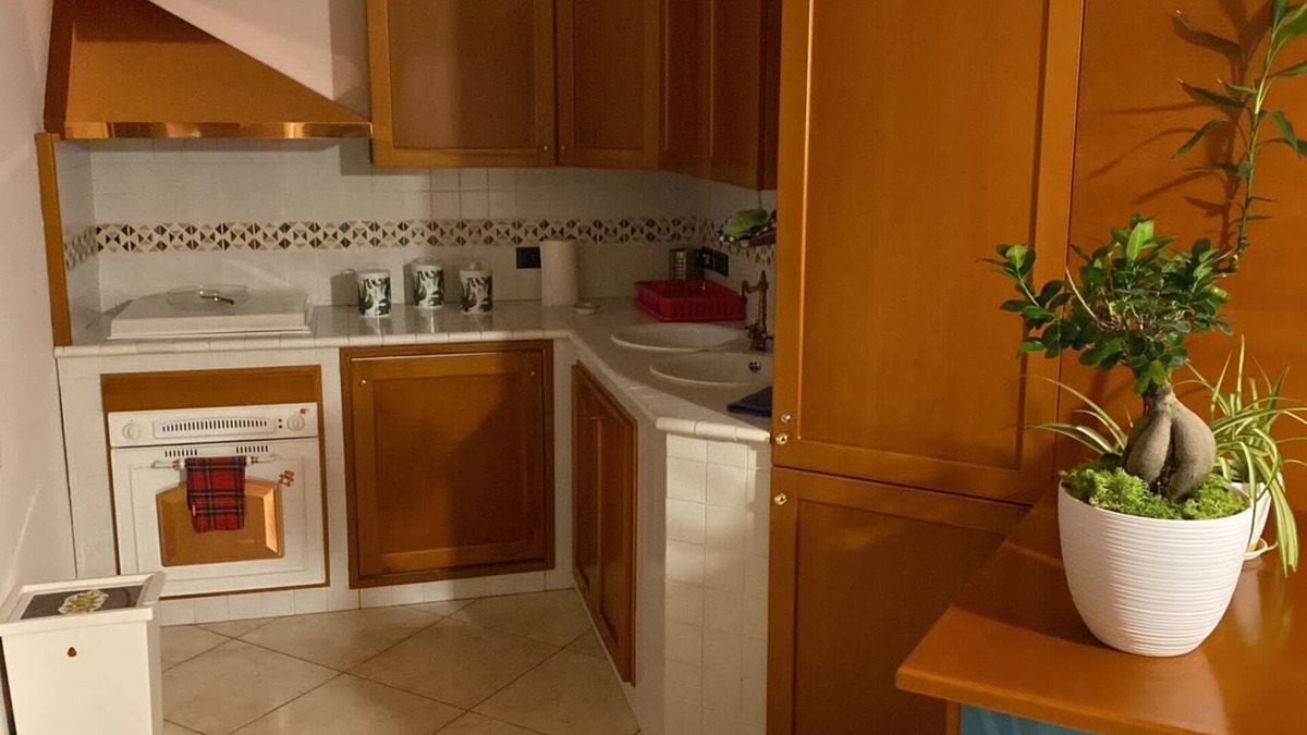 Enna Apartment | Apartment 'Kore Di Enna' with Mountain View, Wi-Fi and Air Conditioning