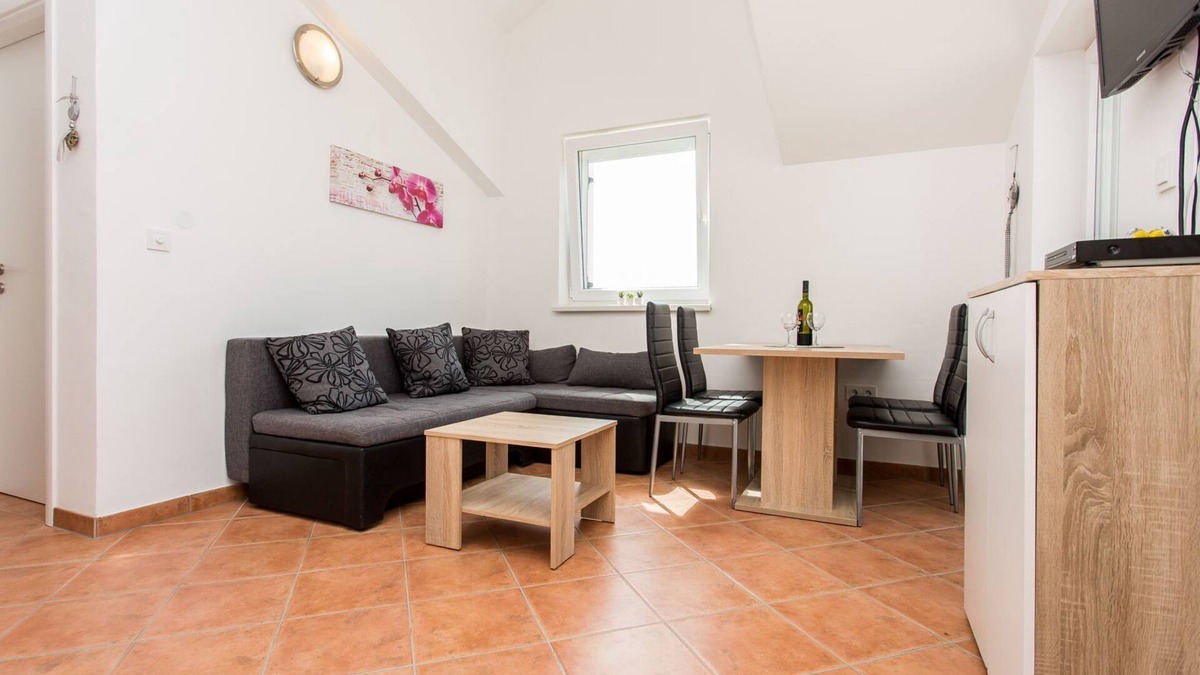 Silo Apartment | Apartment Laštro Nives (86117-A1) - Silo - island Krk