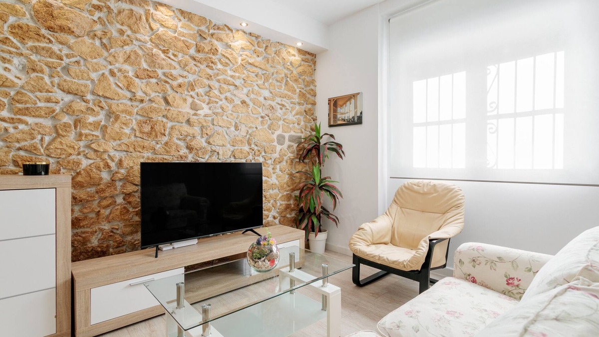 Campoamor Apartment | Apartment 'La Casita De Yessy' with Wi-Fi and Air Conditioning