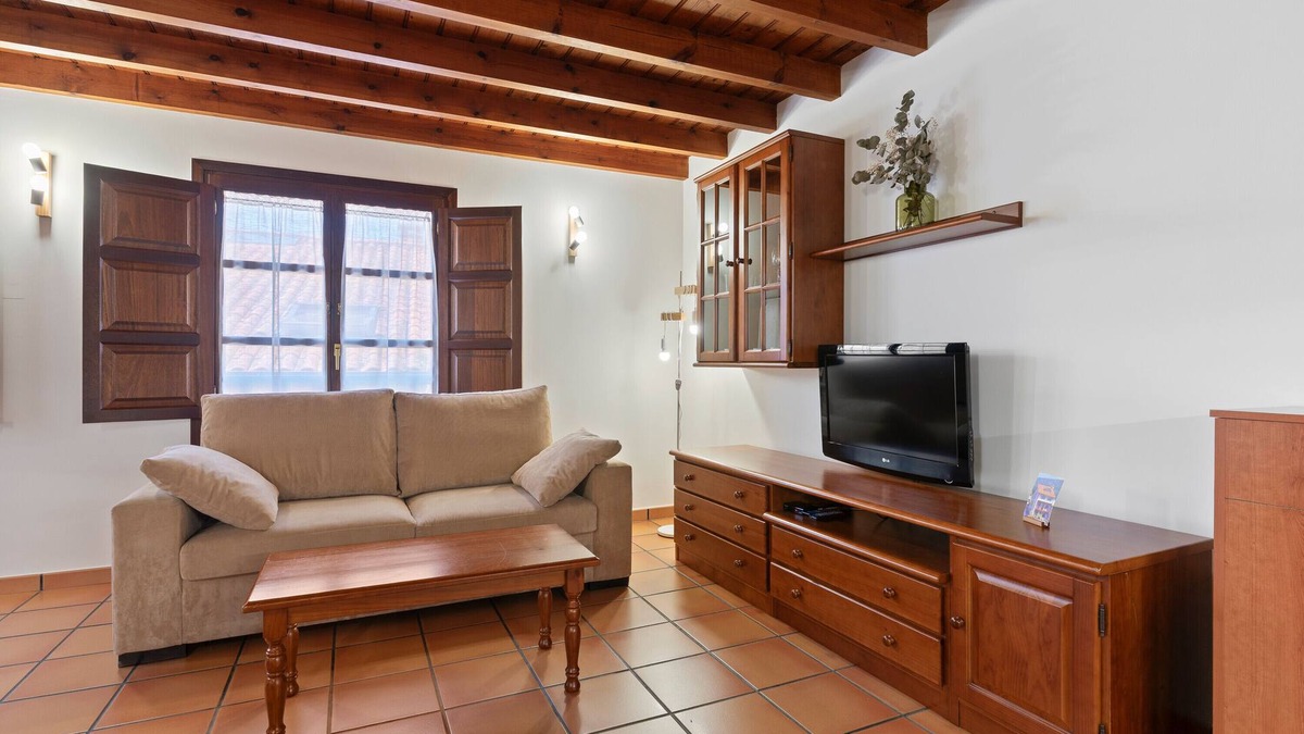 Bustio Apartment | Apartment 'La Mata' with Balcony and Wi-Fi