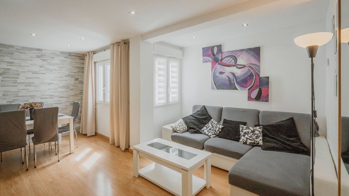Burgos Apartment | Apartment 'Laucar' with Wi-Fi