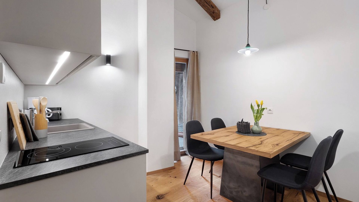 Chifa Apartment | Apartment 'Lauterfresser' with Mountain View, Shared Garden and Wi-Fi